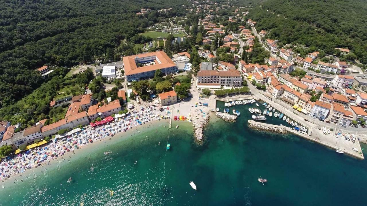 Apartman Nicole Mošćenička Draga Kültér fotó